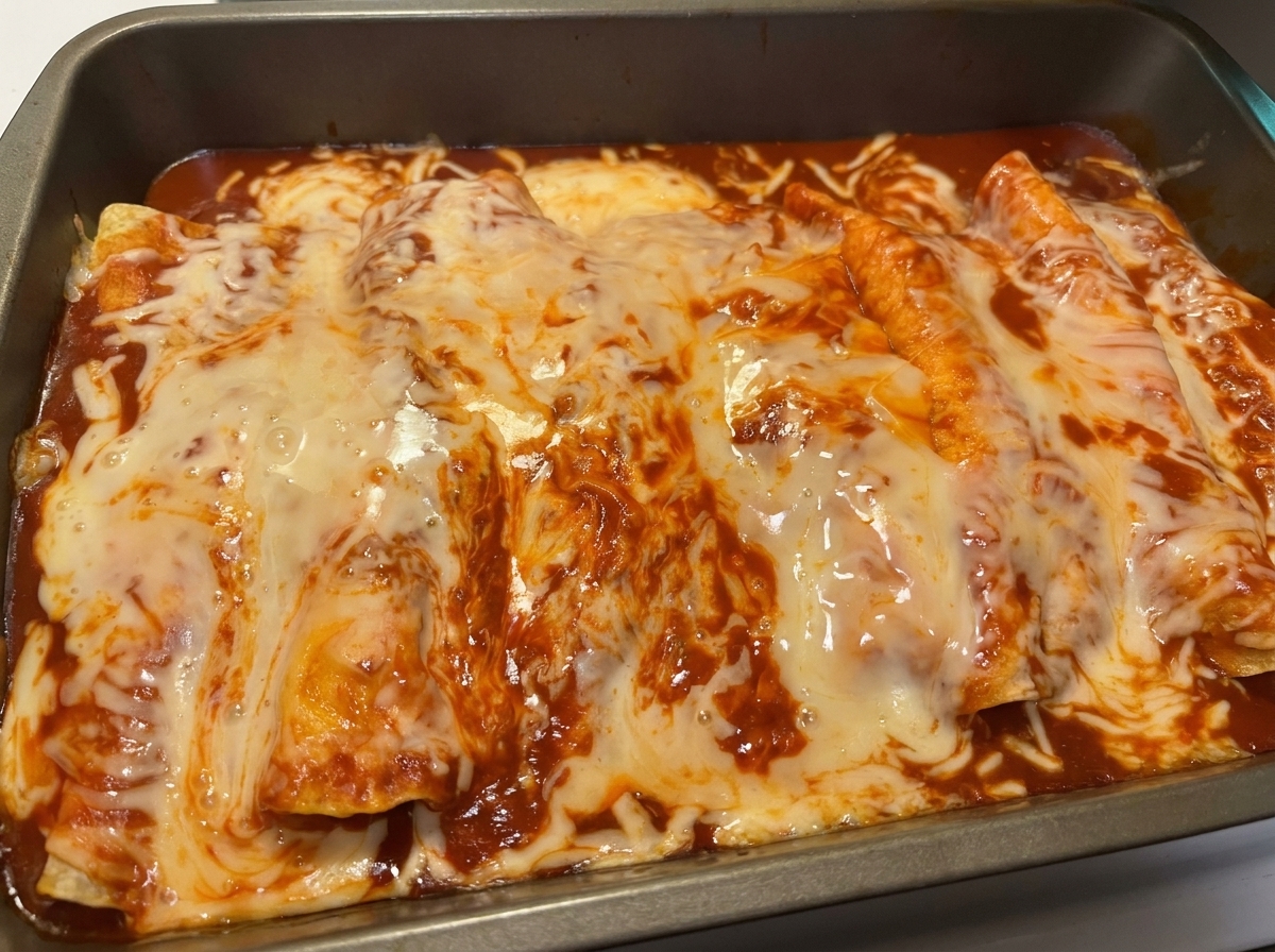 Red Chicken Enchiladas